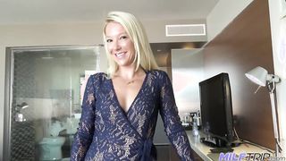 Világos Szőke milf anyuci alaposan megkúrva