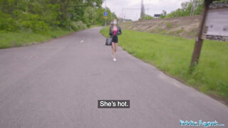 Public Agent - Mia Rose a hatalmas tőgyes tini csajszi