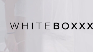 WhiteBoxxx - Nelly Kent a hatalmas kannás román lány