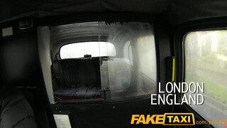 FakeTaxi - méretes kannás debella kiscsaj a taxiban