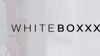 WhiteBoxxx - Zazie Skymm a magyar kiscsaj popsiba rakva