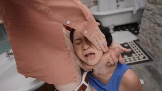 Brazzers - Kira Noir és Ebony Mystique bekapják a dákót