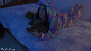 Gamer latina lány popsiba baszva