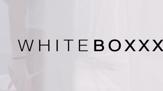 WhiteBoxxx - kicsmellű nőci alaposan megkúrelva