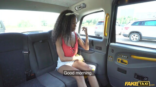 Fake Taxi - Tina Fire a nagy cicis csoki hölgyemény