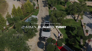 TUSHY - Jia Lissa segge meghágva
