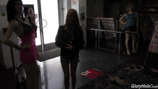 Hannah Hays kúrel a csoki manussal