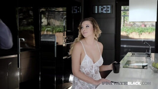 PrivateBlack - Anna Polina a méretes csöcsű fiatal lány