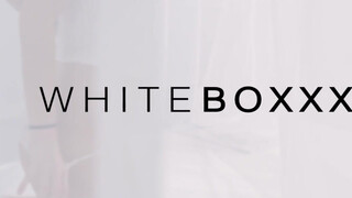 WHITEBOXXX - Kaisa Nord a méretes kannás orosz spiné