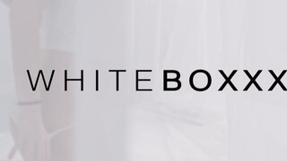 WhiteBoxxx - Darcia Lee a hatalmas mellű magyar cigány csajszi