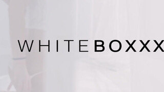 WHITEBOXXX - Francys Belle a méretes csöcsű lány