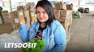 Dagadt brazil milf pinája mélyen bekúrva xiomarától