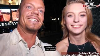 Német pornós csábítja a turista pasit igazi dugásra